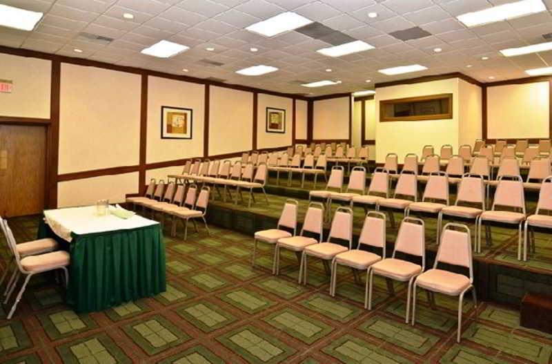 Quality Inn & Conference Center Akron Exteriör bild